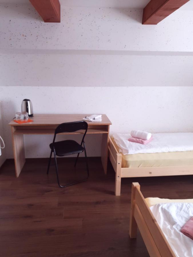 Guesthouse Osvald Zirovnica Exterior photo